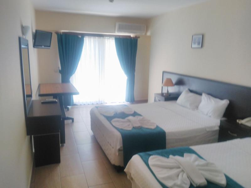 Grove Hotel 厄吕代尼兹 外观 照片